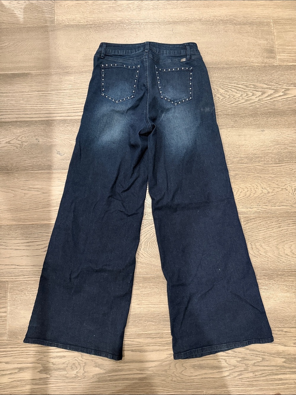 1822 Denim Dark Blue Wide-Leg Jeans with Studded Back Pockets - Picture 2 of 2